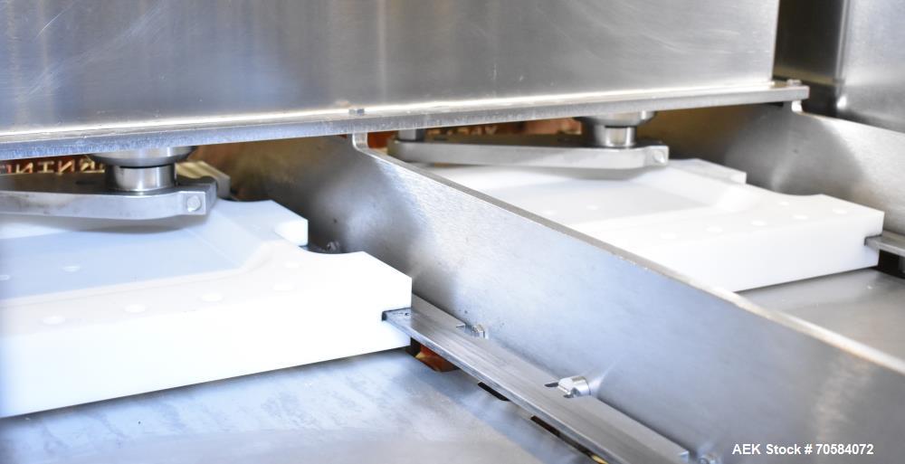 Used Quantum Model P200 Pepperoni Topping Applicator